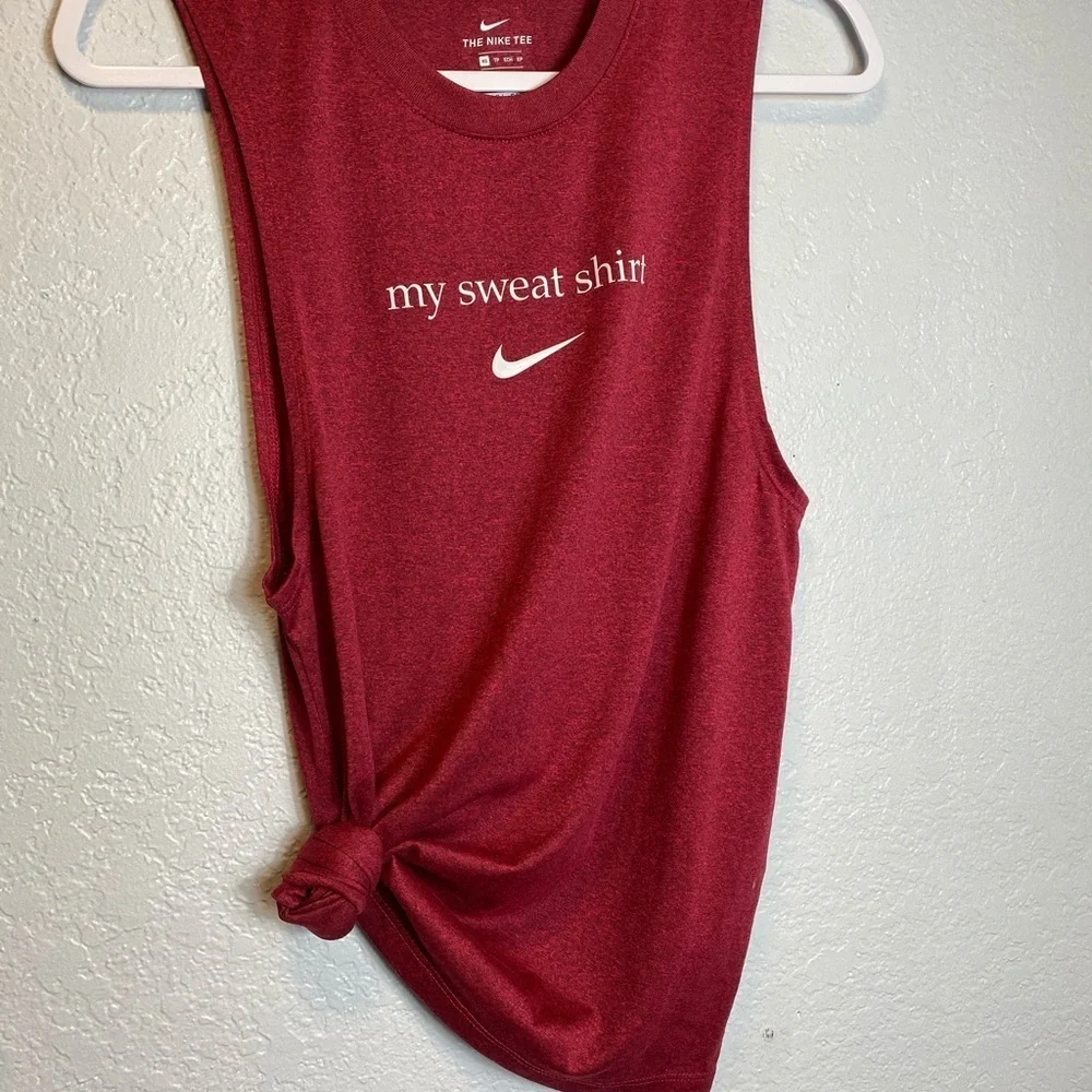 Nike Womens Shirt Sz XS Maroon Color